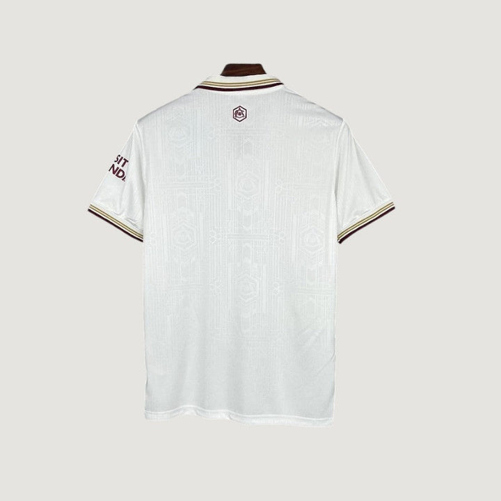Arsenal – Maillot Extérieur 25/26 – Blanc & Bordeaux